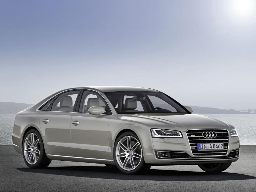  Audi A8 TDI Quattro (D4) 2013 года  (WW) (фото 9 из 13)